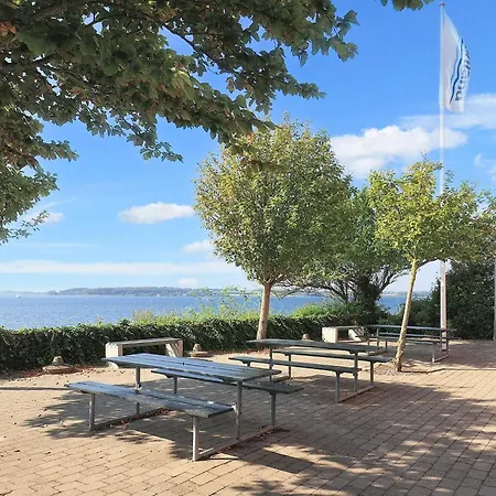 Апартаменты 4 Person On A In